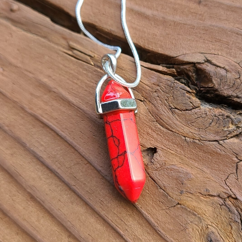 New Red Howlite Pendant Double Terminated Necklace 24 Inch Sterling Silver Chain